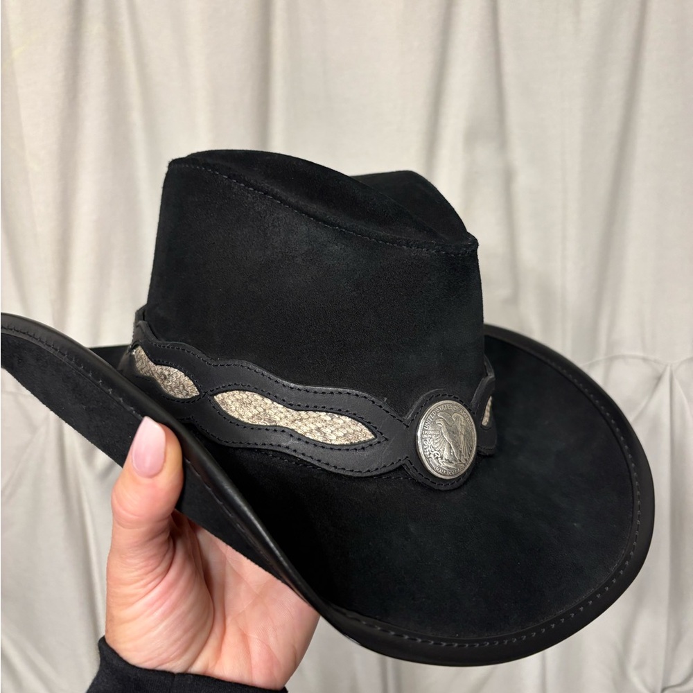 100% Leather Black Western Hat
